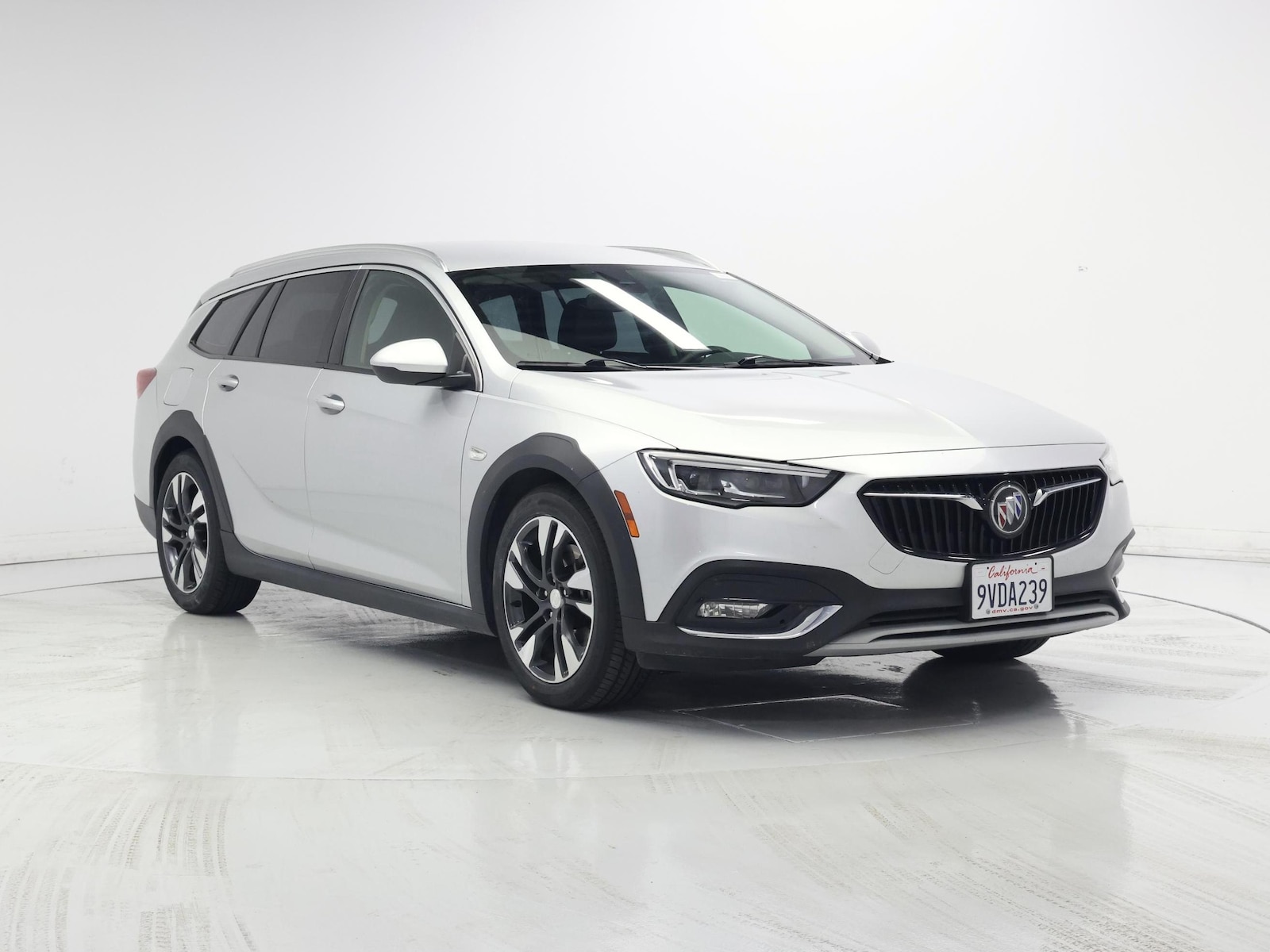buick regal tourx 2019 W04GV8SX9K1019470 image buick regal tourx 2019 W04GV8SX9K1019470 image